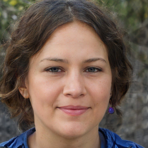 Emma Collins, Home Decor and Lifestyle Author for Signature Wick Co